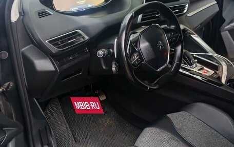 Peugeot 5008 II, 2018 год, 2 020 000 рублей, 15 фотография