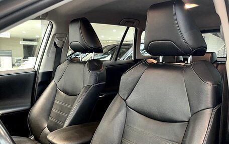 Toyota RAV4, 2020 год, 3 390 000 рублей, 17 фотография