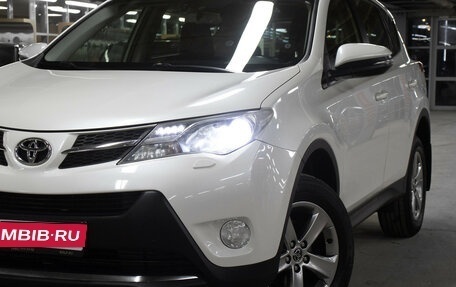 Toyota RAV4, 2014 год, 2 498 000 рублей, 21 фотография