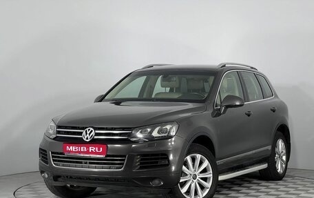 Volkswagen Touareg III, 2012 год, 2 200 000 рублей, 1 фотография