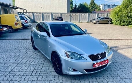 Lexus IS II рестайлинг 2, 2006 год, 1 050 000 рублей, 1 фотография