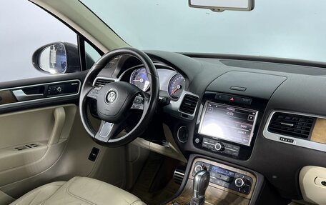 Volkswagen Touareg III, 2012 год, 2 200 000 рублей, 14 фотография