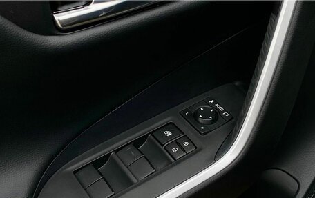 Toyota RAV4, 2025 год, 4 450 000 рублей, 25 фотография