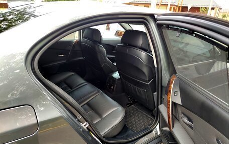 BMW 5 серия, 2005 год, 1 100 000 рублей, 10 фотография