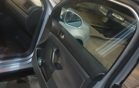 Volkswagen Jetta VI, 2009 год, 670 000 рублей, 19 фотография