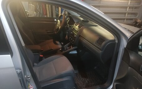 Volkswagen Jetta VI, 2009 год, 670 000 рублей, 20 фотография