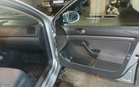 Volkswagen Jetta VI, 2009 год, 670 000 рублей, 29 фотография