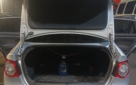 Volkswagen Jetta VI, 2009 год, 670 000 рублей, 26 фотография