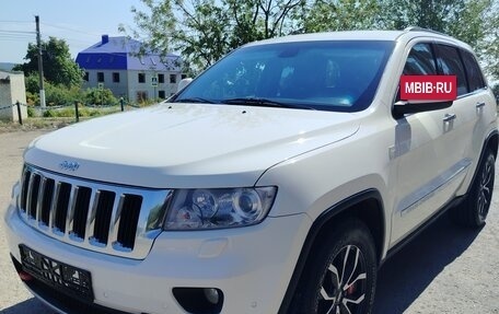 Jeep Grand Cherokee, 2011 год, 1 500 000 рублей, 4 фотография