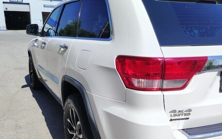 Jeep Grand Cherokee, 2011 год, 1 500 000 рублей, 7 фотография