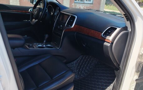 Jeep Grand Cherokee, 2011 год, 1 500 000 рублей, 15 фотография