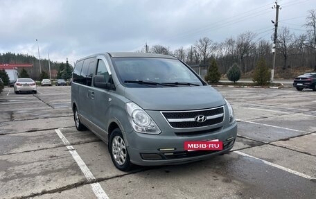 Hyundai Grand Starex Grand Starex I рестайлинг 2, 2008 год, 860 000 рублей, 2 фотография