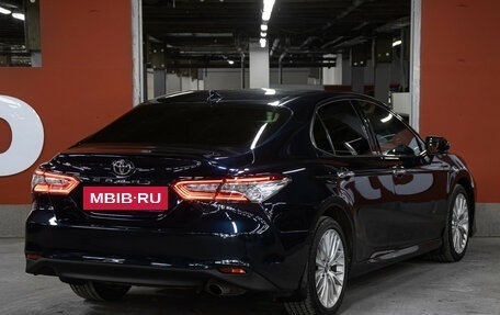 Toyota Camry, 2018 год, 2 698 000 рублей, 5 фотография