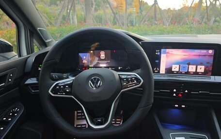 Volkswagen Golf VIII, 2022 год, 1 950 178 рублей, 9 фотография