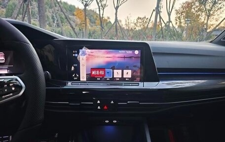 Volkswagen Golf VIII, 2022 год, 1 950 178 рублей, 10 фотография