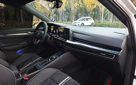 Volkswagen Golf VIII, 2022 год, 1 950 178 рублей, 19 фотография