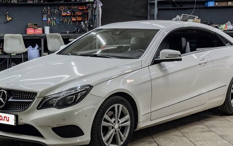 Mercedes-Benz E-Класс, 2014 год, 1 900 000 рублей, 1 фотография