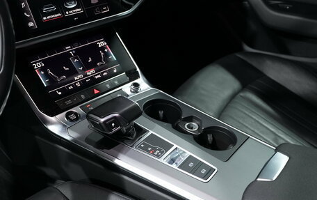 Audi A6, 2021 год, 2 400 000 рублей, 15 фотография