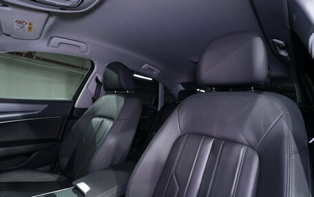 Audi A6, 2021 год, 2 400 000 рублей, 16 фотография