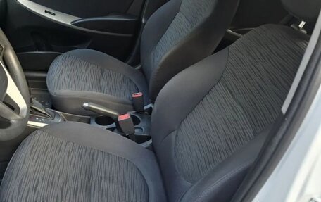 Hyundai Solaris II рестайлинг, 2014 год, 770 000 рублей, 8 фотография