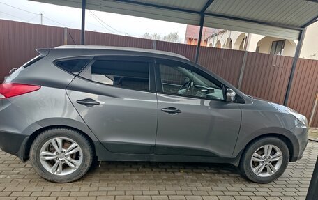 Hyundai ix35 I рестайлинг, 2013 год, 1 100 000 рублей, 9 фотография