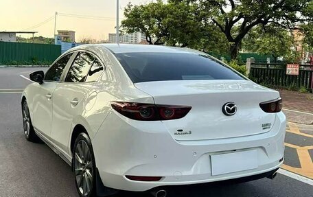 Mazda 3, 2022 год, 1 960 000 рублей, 5 фотография