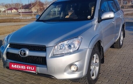 Toyota RAV4, 2010 год, 1 989 000 рублей, 4 фотография
