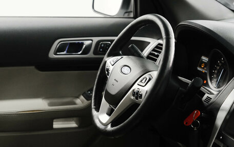 Ford Explorer VI, 2013 год, 1 550 000 рублей, 17 фотография