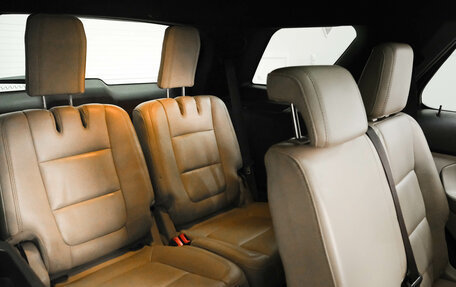 Ford Explorer VI, 2013 год, 1 550 000 рублей, 29 фотография