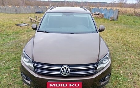 Volkswagen Tiguan I, 2015 год, 1 500 000 рублей, 2 фотография