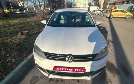 Volkswagen Jetta VI, 2012 год, 590 000 рублей, 12 фотография