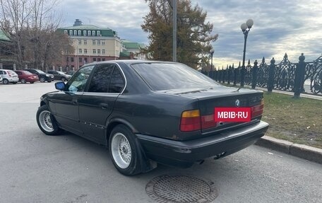 BMW 5 серия, 1990 год, 650 000 рублей, 6 фотография