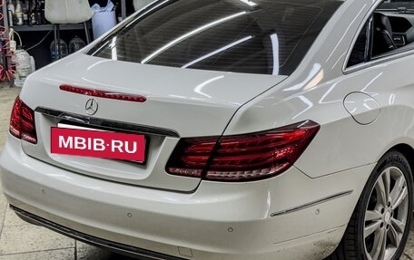 Mercedes-Benz E-Класс, 2014 год, 1 900 000 рублей, 6 фотография