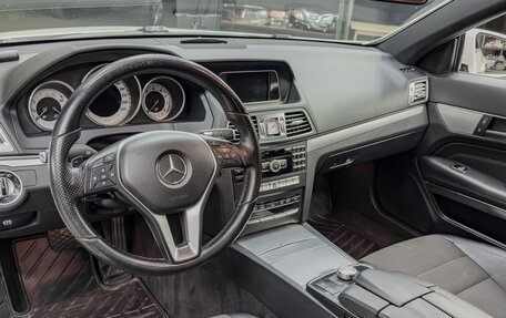 Mercedes-Benz E-Класс, 2014 год, 1 900 000 рублей, 22 фотография