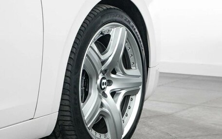 Bentley Flying Spur II, 2014 год, 24 фотография