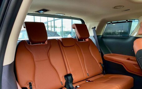 KIA Carnival, 2025 год, 8 200 000 рублей, 37 фотография