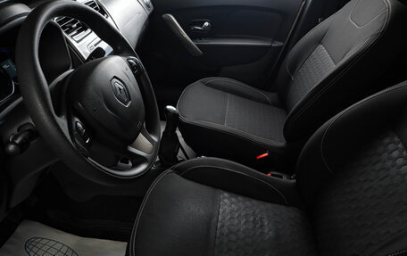 Renault Logan II, 2013 год, 849 000 рублей, 6 фотография