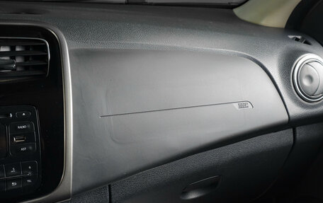 Renault Logan II, 2013 год, 849 000 рублей, 10 фотография