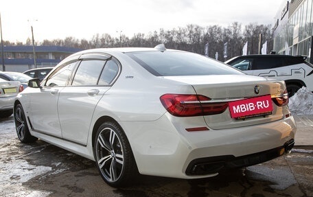 BMW 7 серия, 2016 год, 3 259 000 рублей, 9 фотография