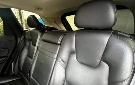 Volvo XC60 II, 2019 год, 4 000 000 рублей, 6 фотография