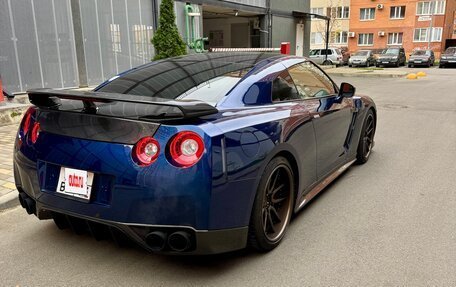 Nissan GT-R, 2013 год, 8 000 000 рублей, 2 фотография