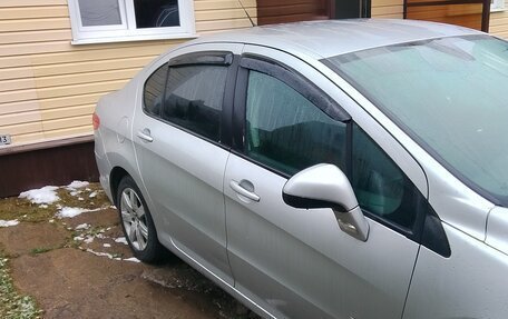 Peugeot 408 I рестайлинг, 2016 год, 830 000 рублей, 10 фотография