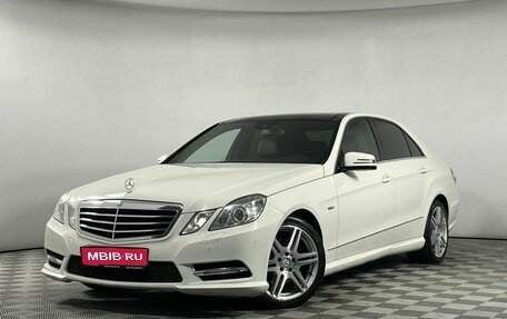 Mercedes-Benz E-Класс, 2012 год, 1 999 000 рублей, 1 фотография