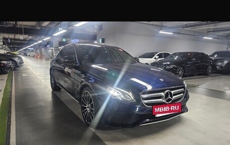 Mercedes-Benz E-Класс, 2018 год, 3 900 000 рублей, 2 фотография