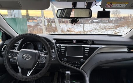 Toyota Camry, 2020 год, 2 730 000 рублей, 7 фотография