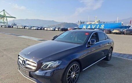 Mercedes-Benz E-Класс, 2018 год, 3 900 000 рублей, 22 фотография