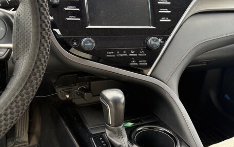 Toyota Camry, 2020 год, 2 730 000 рублей, 8 фотография