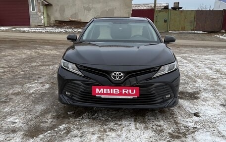 Toyota Camry, 2020 год, 2 730 000 рублей, 3 фотография