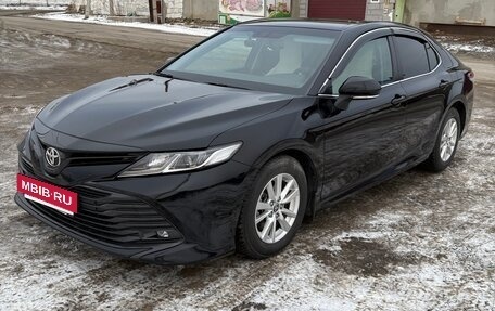 Toyota Camry, 2020 год, 2 730 000 рублей, 2 фотография
