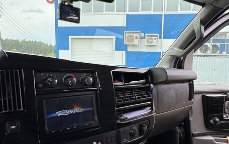 Chevrolet Express II, 2018 год, 11 800 000 рублей, 4 фотография